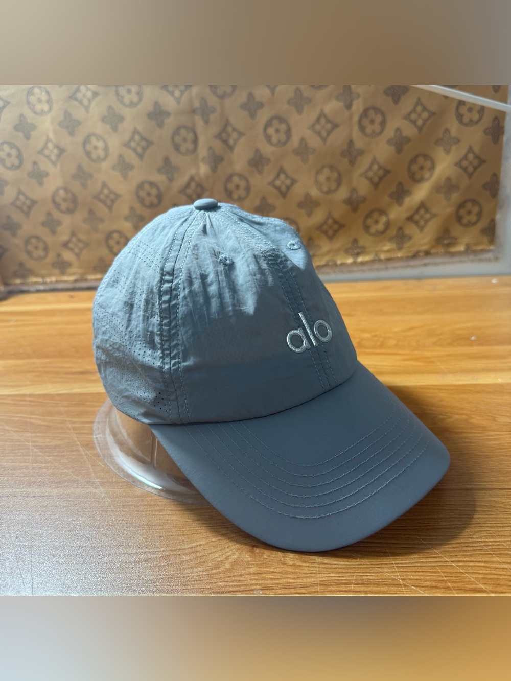 ALO Yoga Women’s Slate Grey Logo Baseball Cap